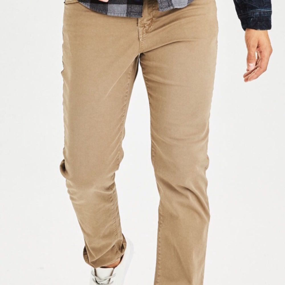 Khaki American Eagle Jeans